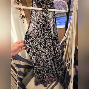 White House Black Market sleeveless blouse.